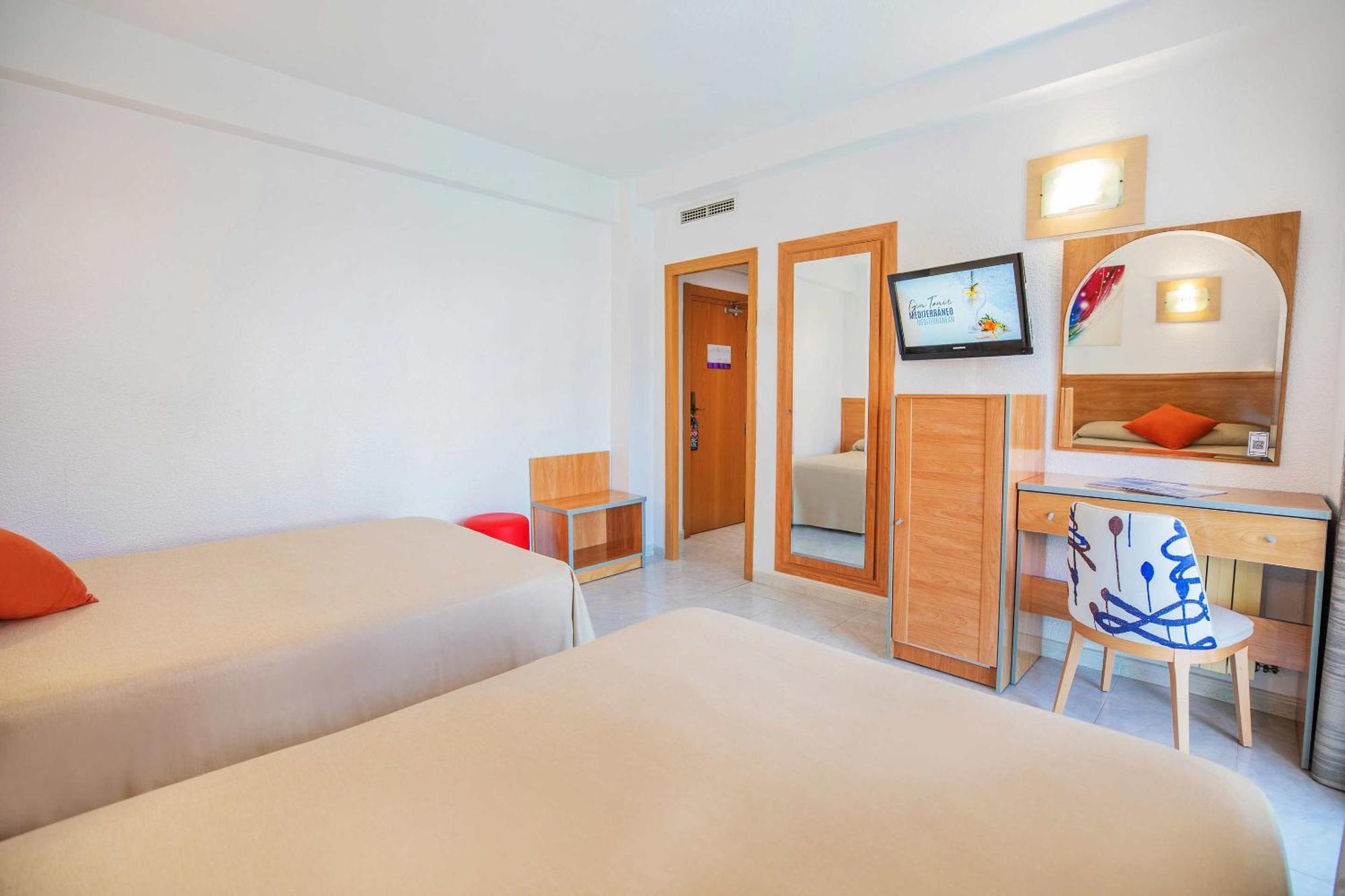 Hotel Servigroup Nereo Benidorm Room photo
